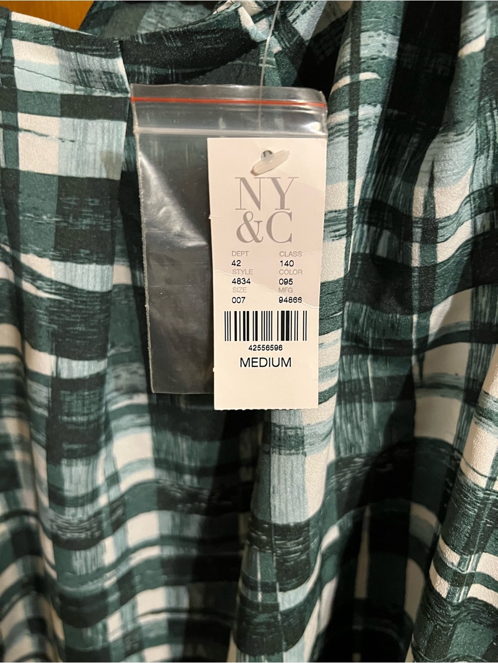 New York & Company Green and White Plaid Button-Down Shirt